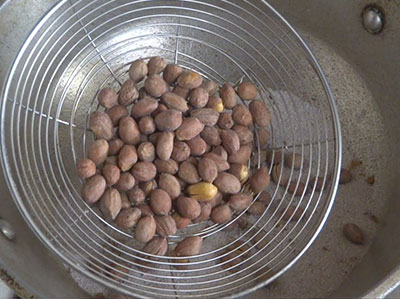roasted peanuts for home made salted kadelkai or shenga