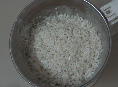 grinding rice for set dosa or set dose