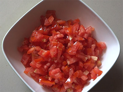 finely chopped tomato for tomato sasive or tomato raita