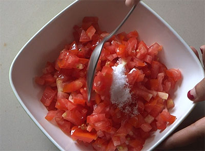 salt for tomato sasive or tomato raita