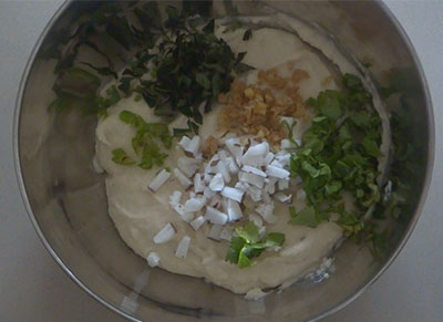 ginger, leaves and green chillies for uddina bonda or uddina vade