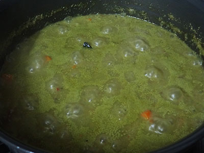 boiling karnatka style veg sagu or saagu