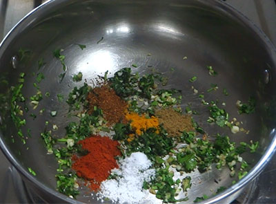 spices for no stuffing aloo paratha recipe