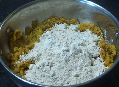 wheat flour for no stuffing aloo paratha recipe