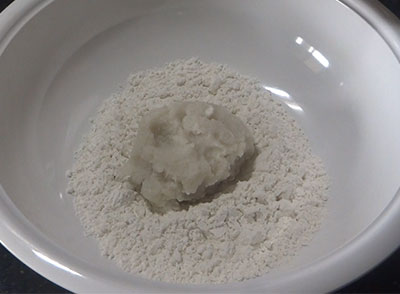 rice flour for avalakki rotti or thin poha breakfast