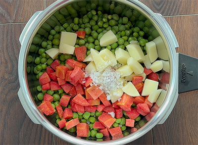 green peas and vegetables for batani kurma or green peas curry recipe