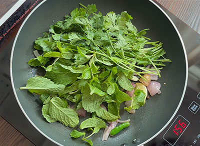 coriander and mint leaves for batani kurma or green peas curry recipe