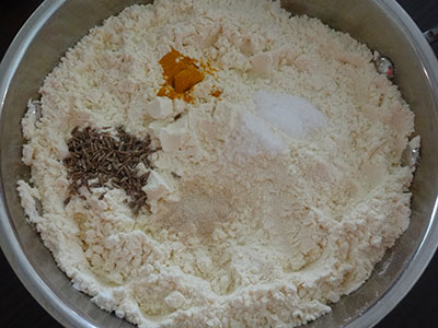 salt, cumin and asafoetida for benne murukku or butter chakli