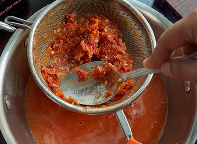 tomato red chilli sauce for leftover chapati noodles recipe