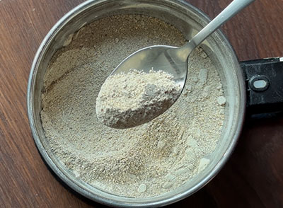 horse gram powder for huruli kalu chutney pudi or chutney powder