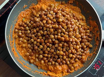 cooked chickpeas for kadle sukka or chana sukka recipe