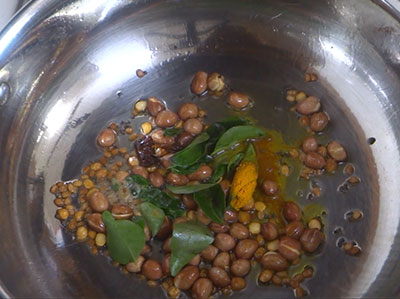 grind masala for kayi sasive gojjina chitranna recipe