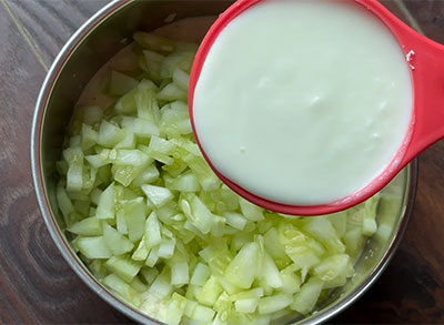 curd for southekai mosaru bajji or cucumber raita recipe