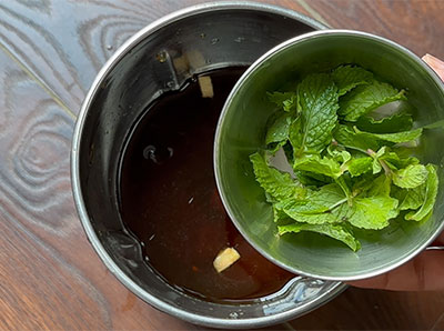 mint leaves for sugarcane juice recipe using jaggery