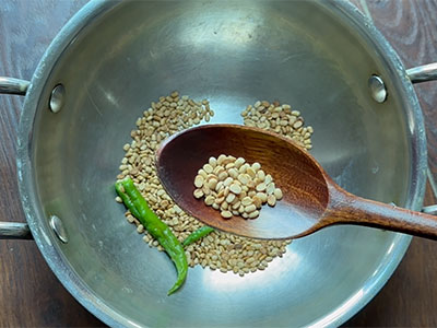 frying spices for thondekai kayirasa recipe